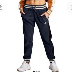 Champion Women’s Reverse Weave Corduroy Joggers Pants, Size L, Blue